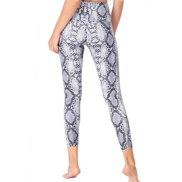 Onzie Basic Snakeskin Midi Yoga Pants Leggings Women’s Size S M - Picture 1 of 14